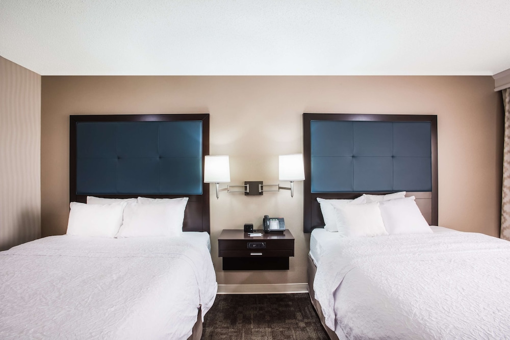 Hampton Inn Cleveland Airport Tiedeman Rd - photo 13
