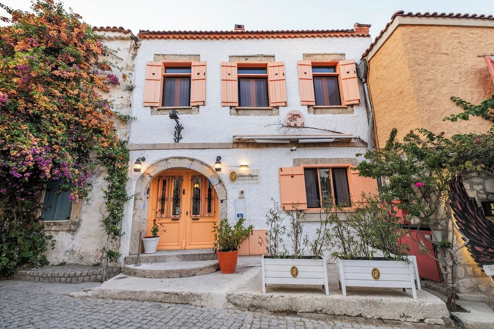 Krem Hotel in Cesme, Turkey