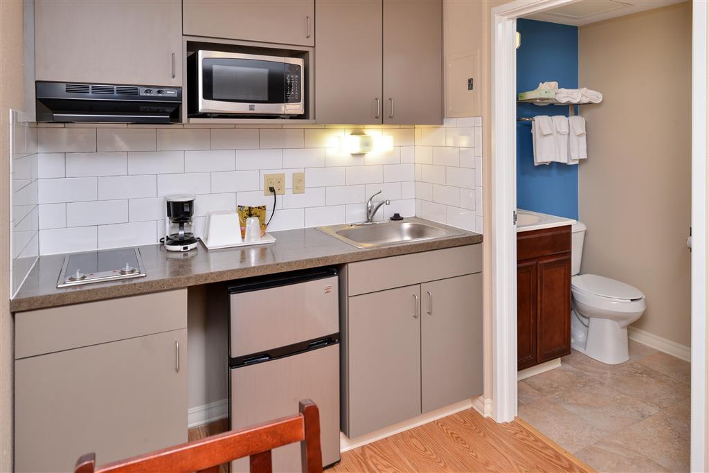 Americas Best Value Inn & Suites St. Clairsville Wheeling - photo 14