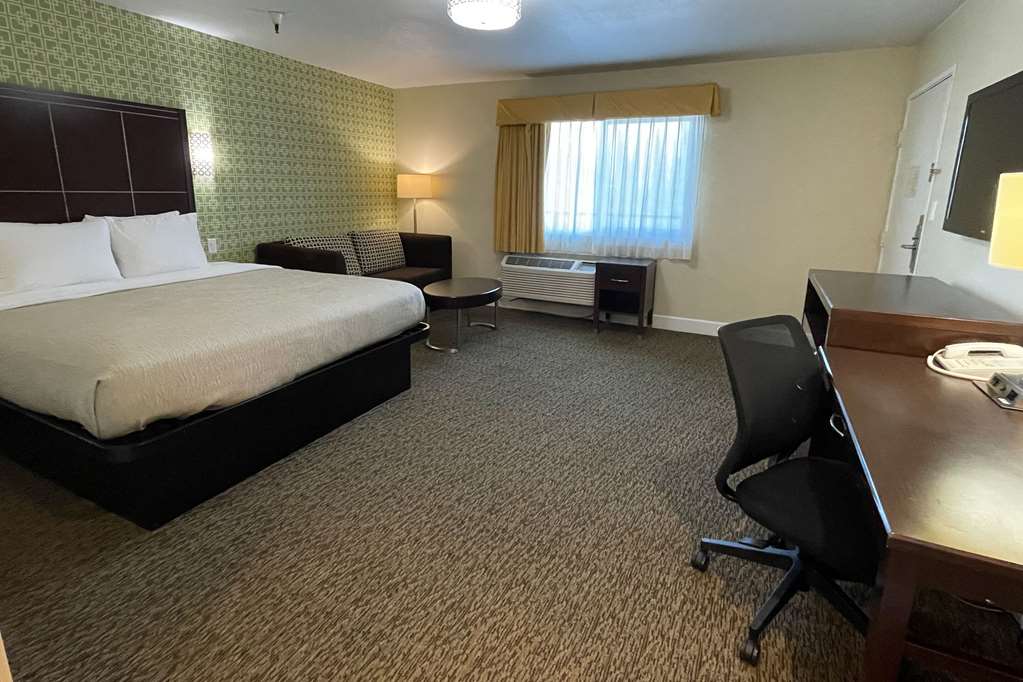 Quality Inn Ontario Airport Convention Center - photo 24