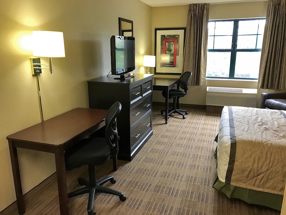 Extended Stay America Select Suites Detroit Farmington Hills - photo 30