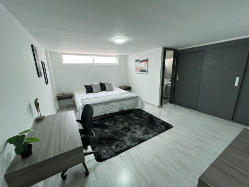 Comodo y amplio apartamento en Laureles — 4-Star Luxury Hotel in Medellin, Colombia
