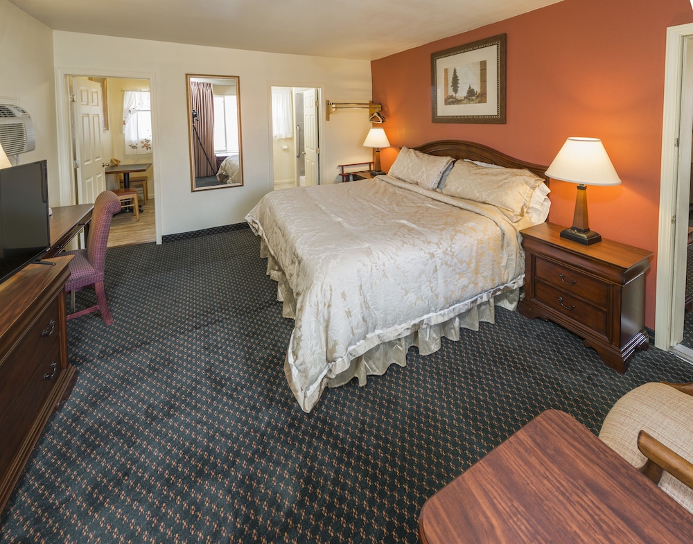 Rainbow Lodge and Inn - photo 8