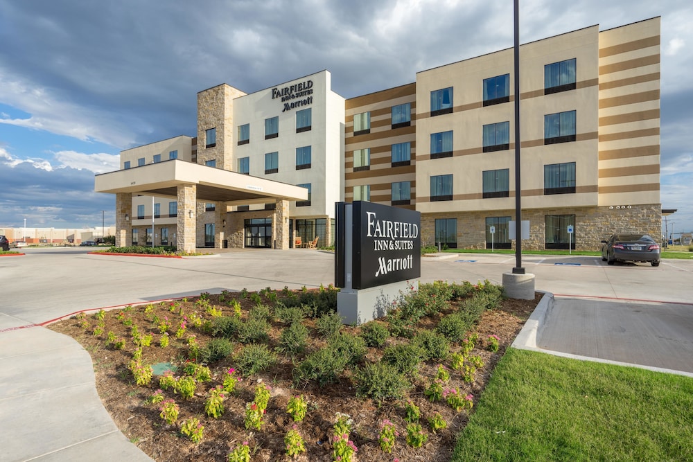 Fairfield Inn and Suites by Marriott Lubbock Southwest - photo 24