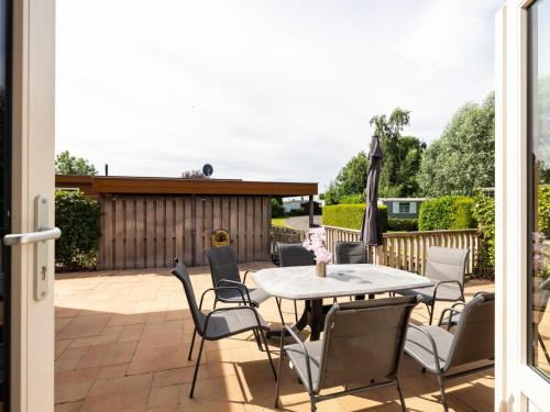 Sluisje 15 in Lemmer, Netherlands