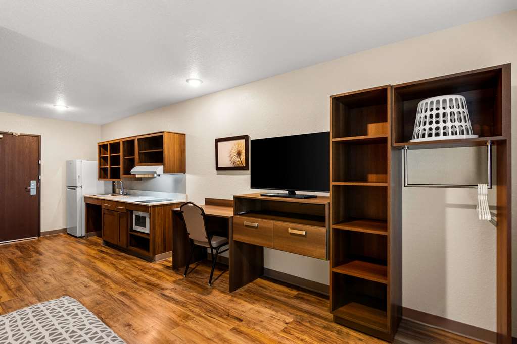 WoodSpring Suites Port St. Lucie - photo 7