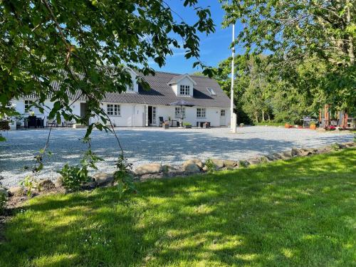 Stort Værelse på Landsted nær Løkken in Lokken, Denmark