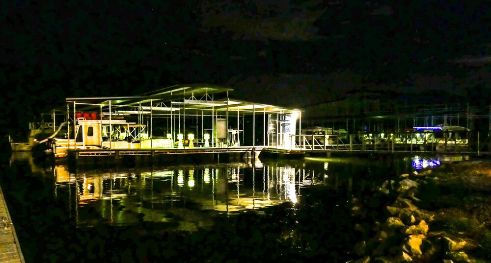Blue Water Resort - photo 45