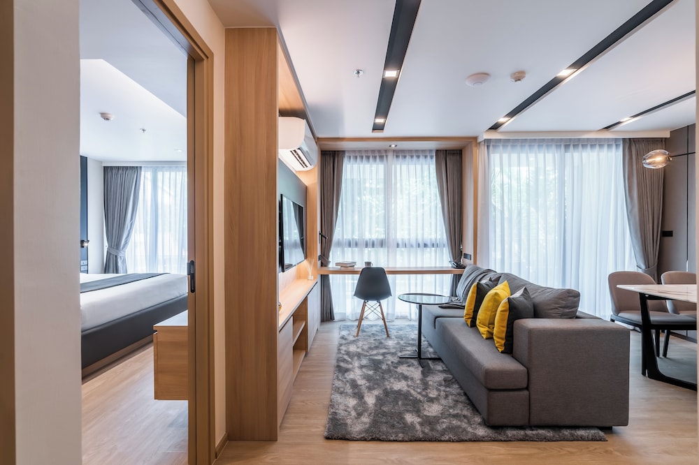 Destiny63 Ekamai Apartment — 4-Star Luxury Hotel in Bangkok, Thailand