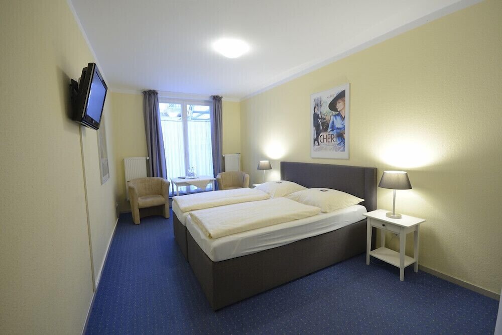 Alpha Hotel Pension — Hamburg — photo 4
