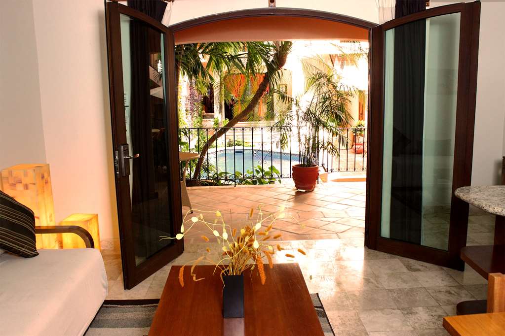 Guest room