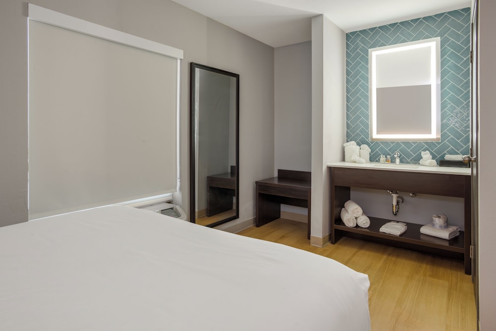 The Marco Hotel Lake Charles - photo 6