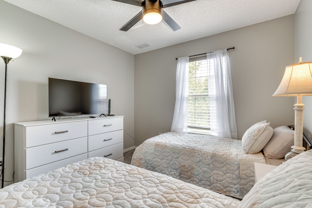 Townhome 7 Mi to Disney Parks: Resort Pool Access - photo 18