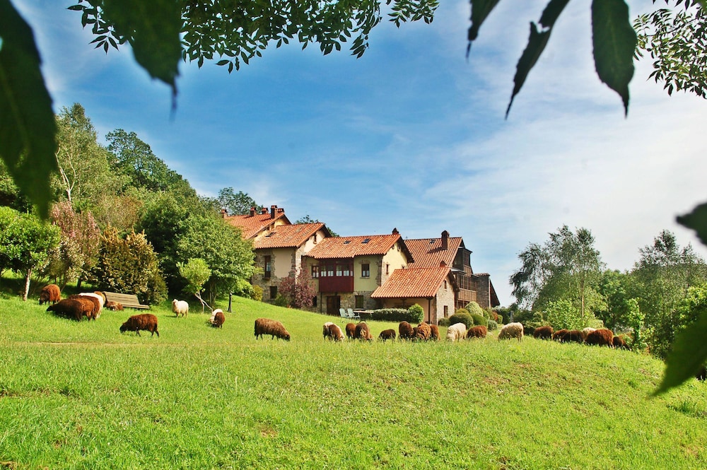 La Montaña Mágica - carbon neutral hotel in Llanes