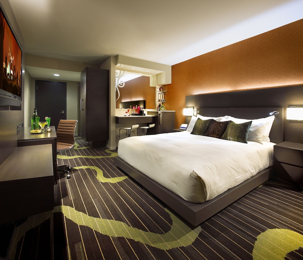 Hard Rock Hotel San Diego - photo 5