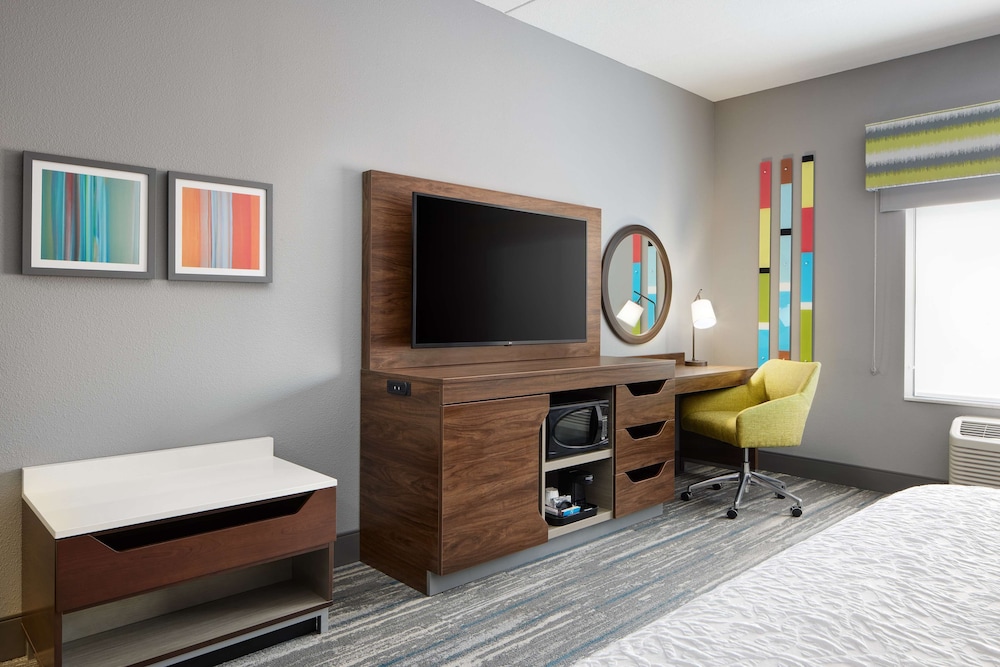 Hampton Inn & Suites Franklin Indianapolis - photo 15