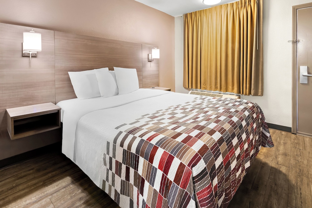 Red Roof Inn Rock Hill - photo 11