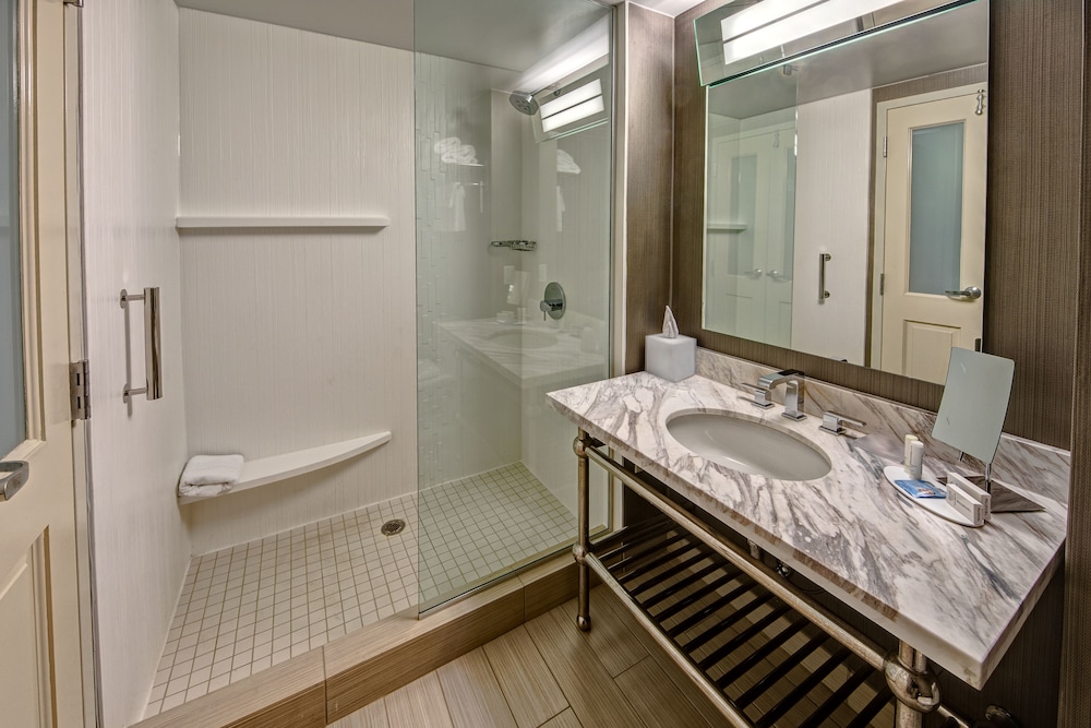 Courtyard by Marriott Dulles Airport Herndon - photo 13