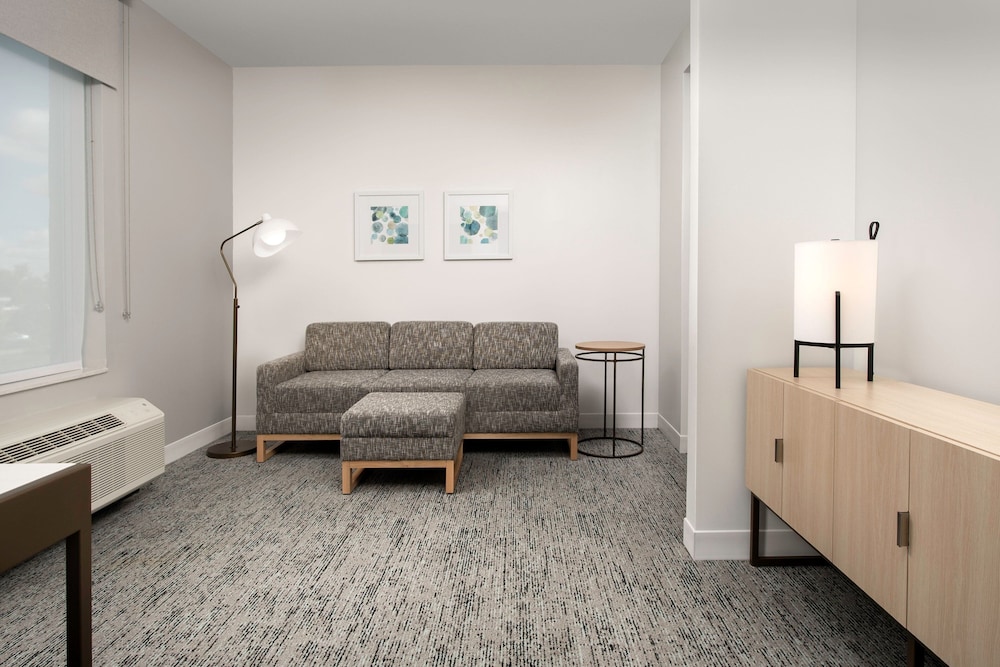 TownePlace Suites by Marriott Cincinnati Mason - photo 15