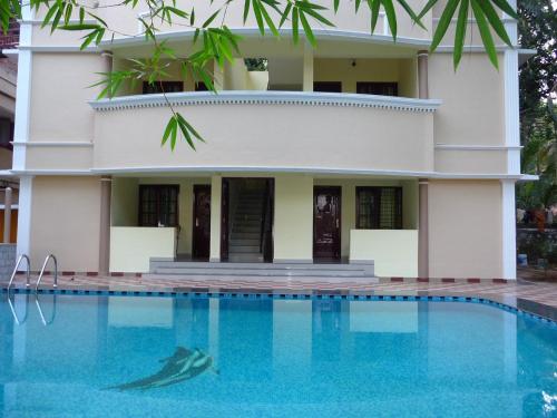 Ganesh Ayurveda Holiday Home — 4-Star Luxury Hotel in Kovalam, India