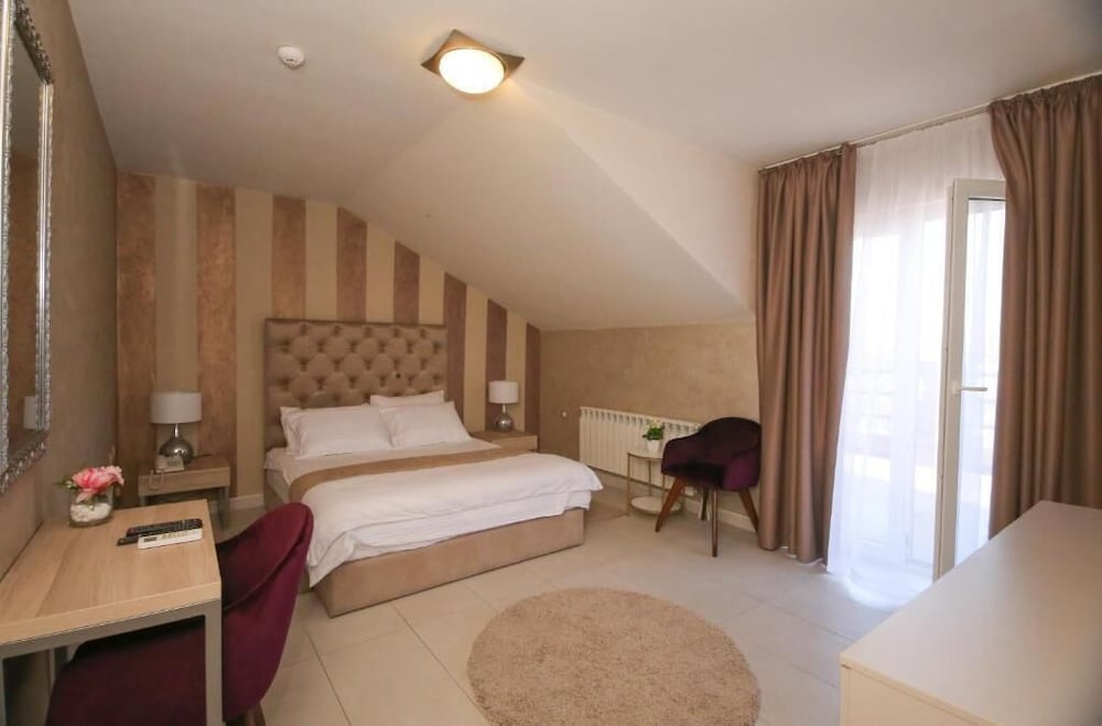 Bajadera Lux - last minute hotel in Belgrade