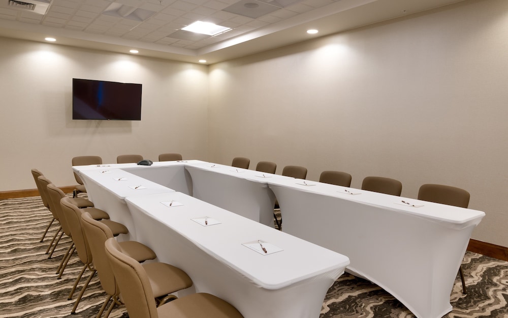 Staybridge Suites Gainesville I 75 by IHG - photo 43