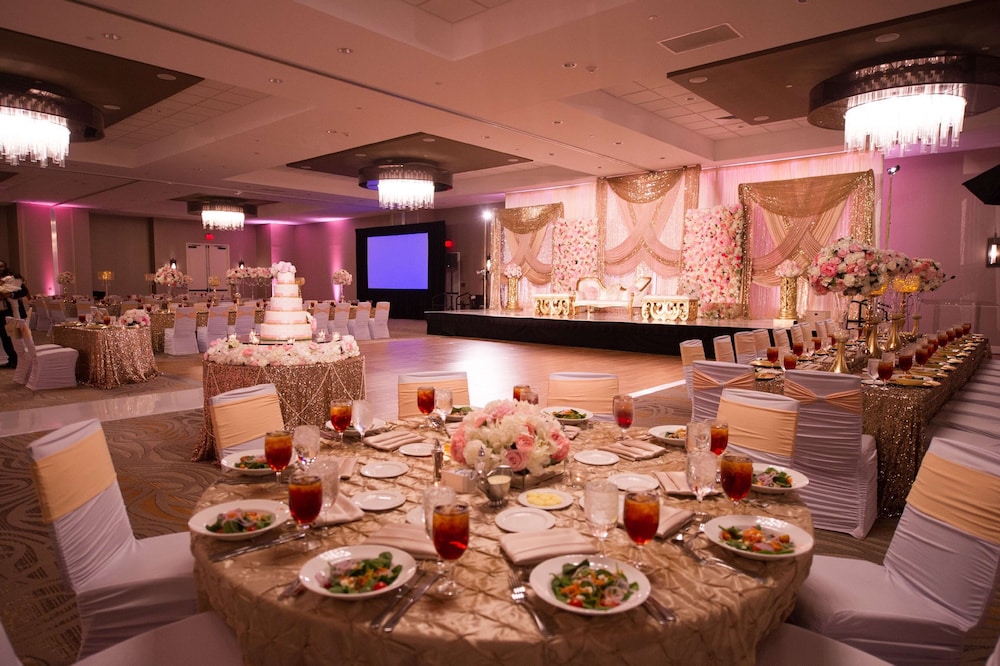 Embassy Suites Oklahoma City Downtown Medical Center - photo 32