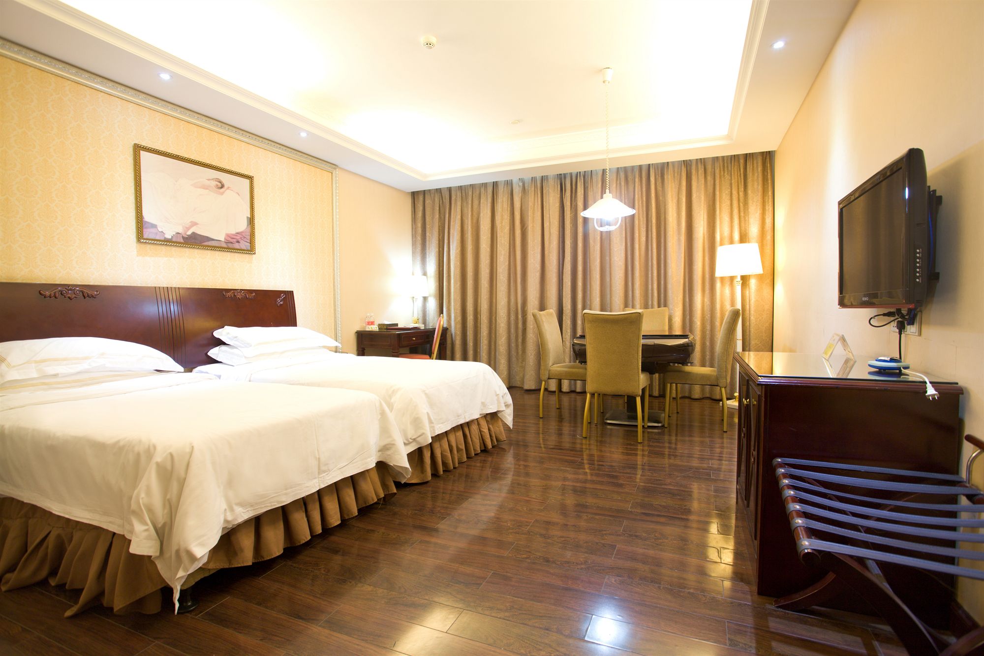 Vienna Hotel — 4-Star Luxury Hotel in Guangzhou, People's Republic of China