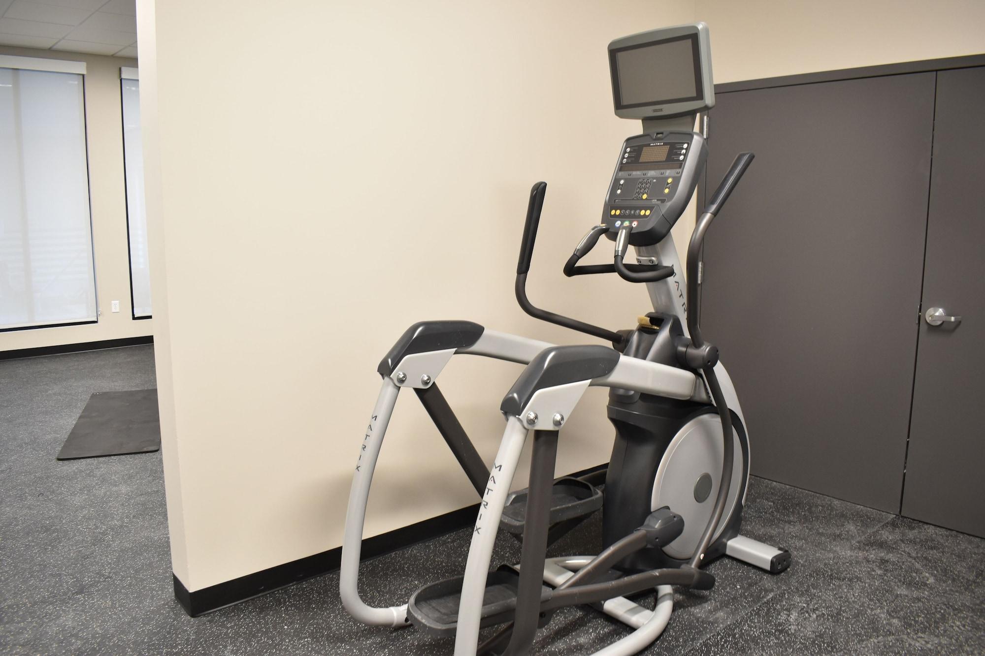 Holiday Inn Kansas City Northeast by IHG - photo 17