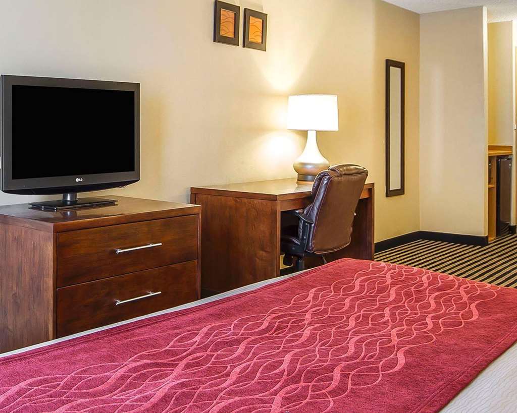Comfort Inn Owatonna near Medical Center - photo 41