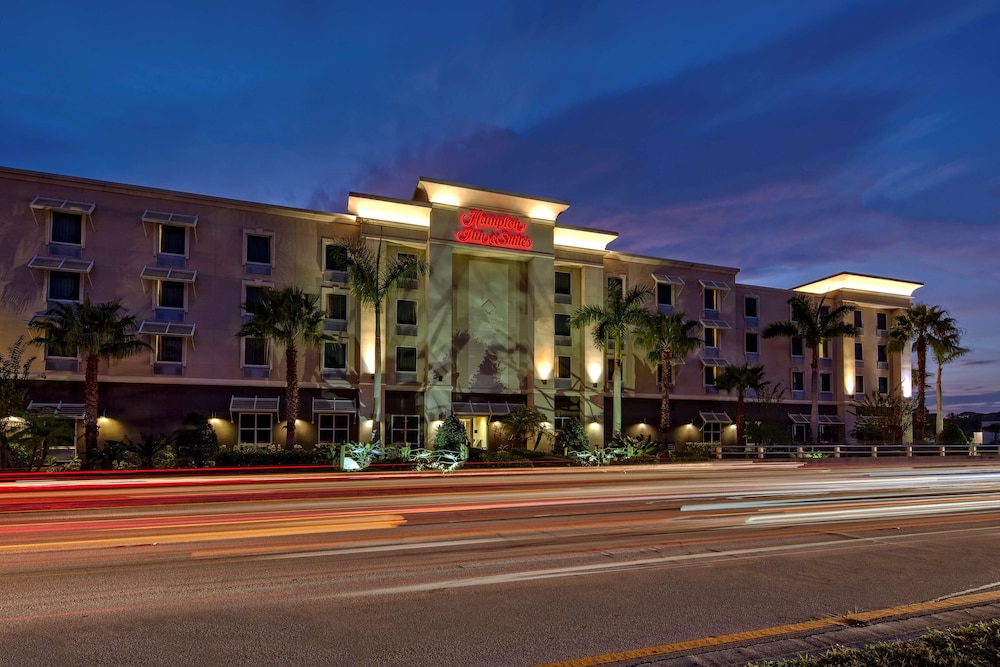 Hampton Inn & Suites Stuart North - photo 35