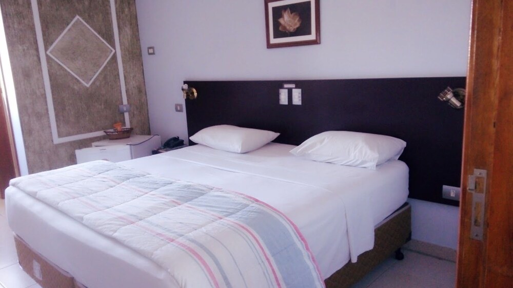 Nioja Hotel — Itumbiara — photo 4