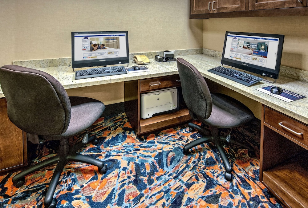 Hampton Inn & Suites Fort Myers Estero FGCU - photo 41
