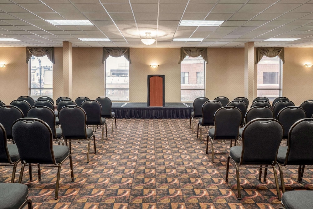 Wyndham Springfield City Centre - photo 44