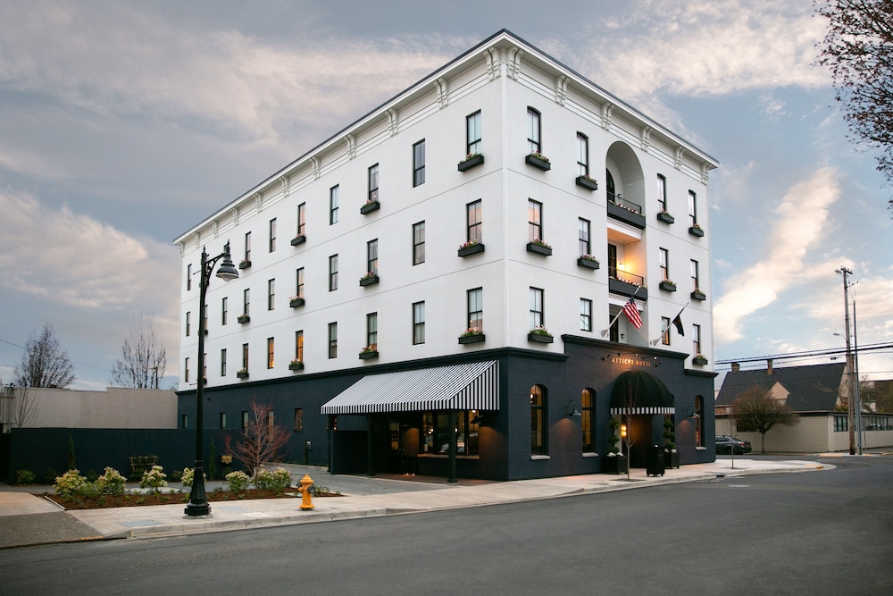 Atticus Hotel - photo 40