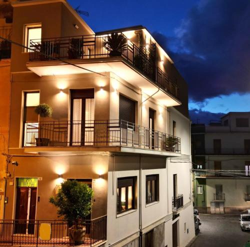 Svr Palace - carbon neutral hotel in Bronte
