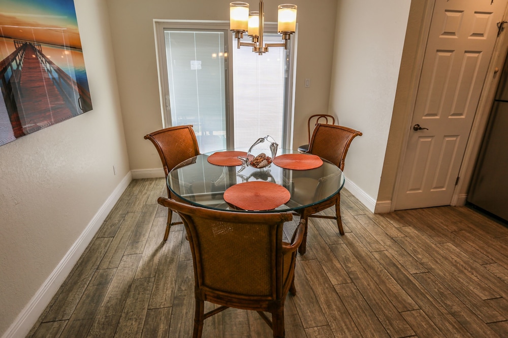 Coral by the Sea 3052 Sleeps 6 Walk to Beach - photo 15