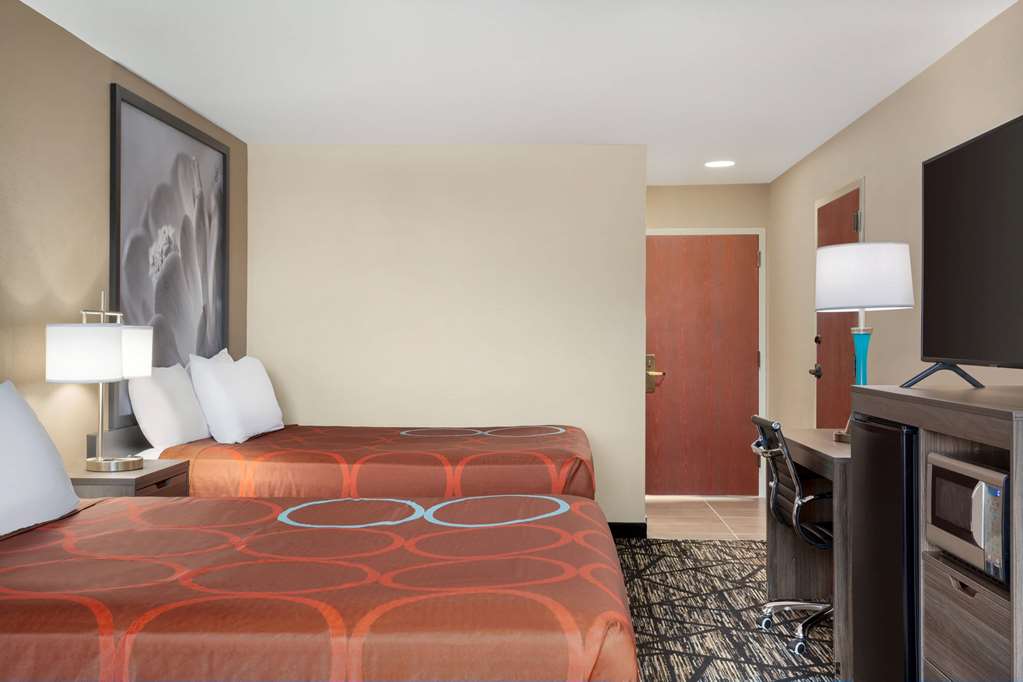 Super 8 by Wyndham San Antonio Airport North - photo 19