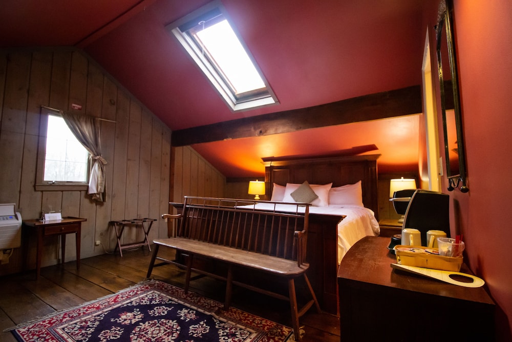 Delamater Inn - photo 24