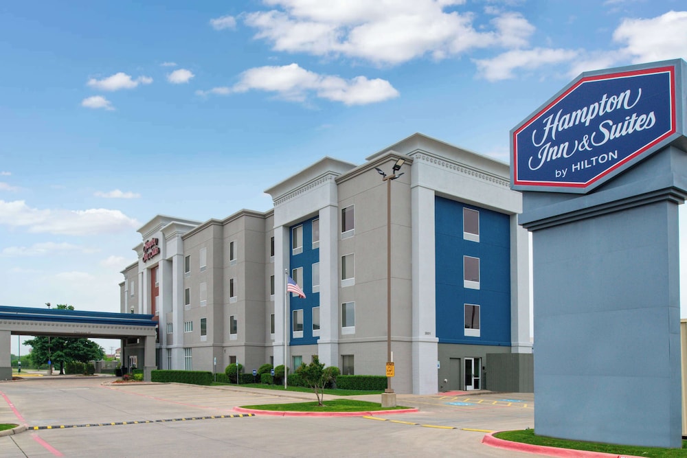 Hampton Inn & Suites Greenville - photo 48