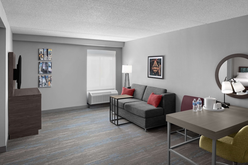 Hampton Inn Cleveland Downtown - photo 15