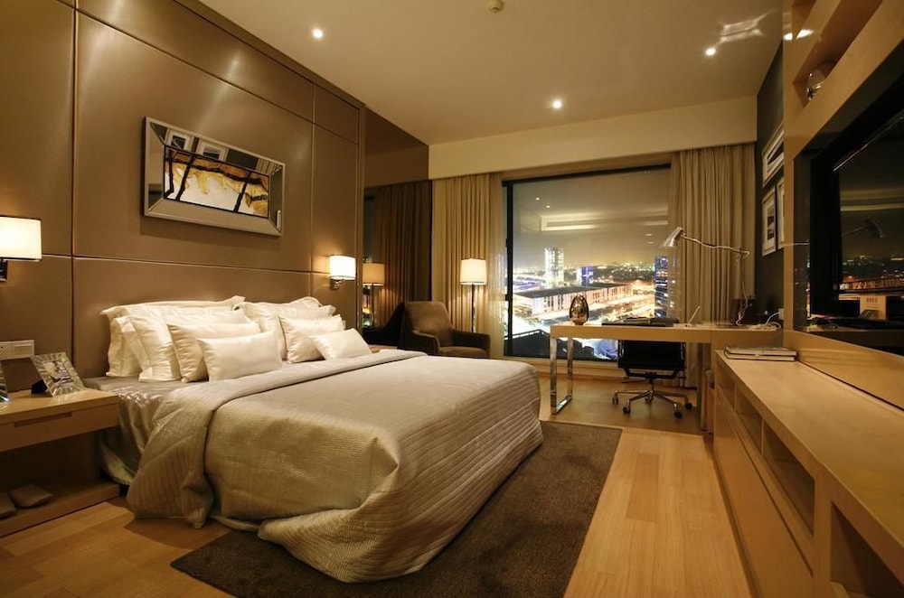 eStay Residence Poly World Trading Center — 4-Star Luxury Hotel in Guangzhou, People's Republic of China