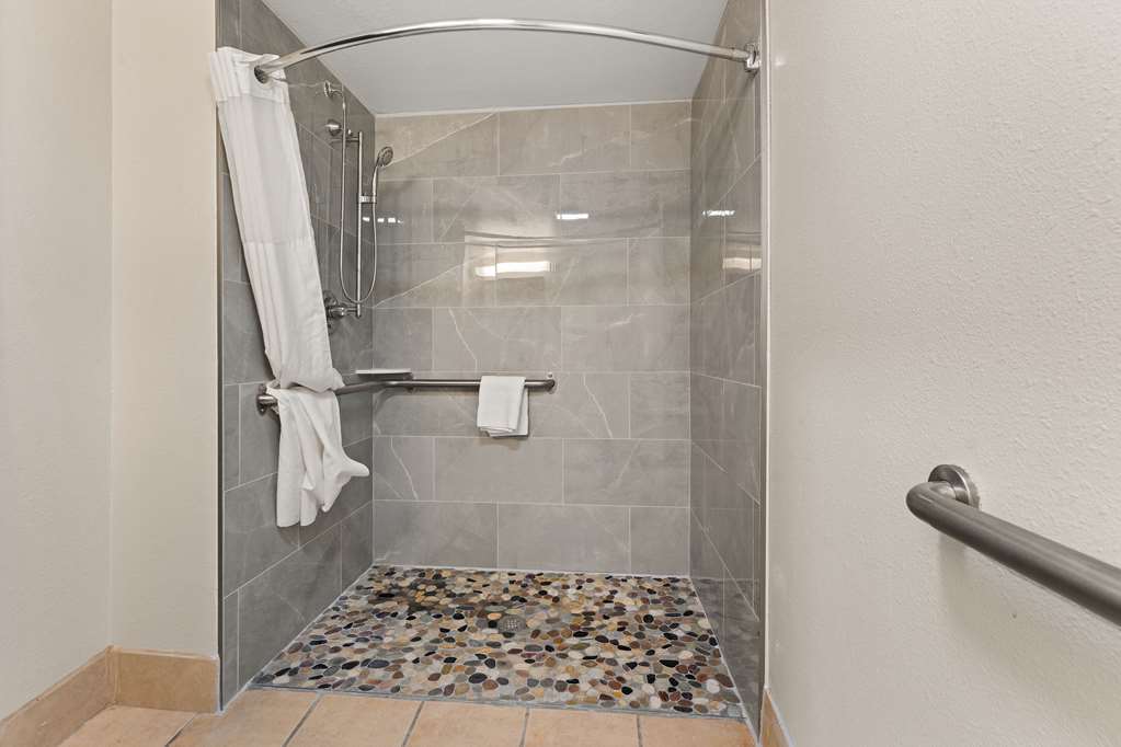 Quality Inn Sandersville - photo 15