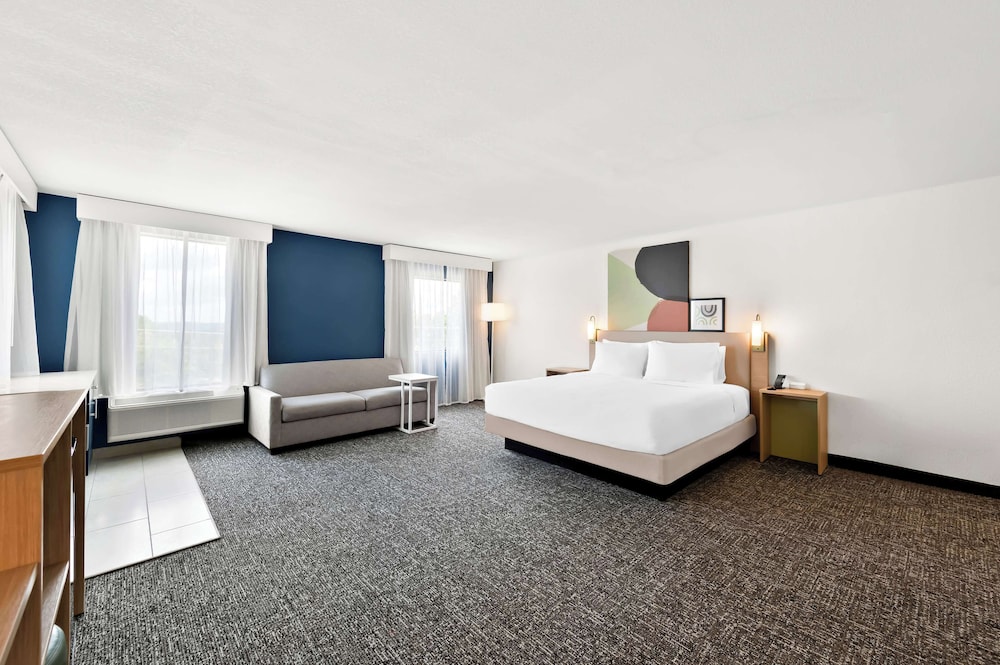 Spark by Hilton Branson Meadows - photo 23