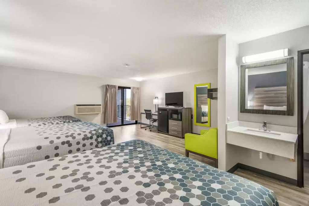 Sonesta Essential Des Moines - photo 18