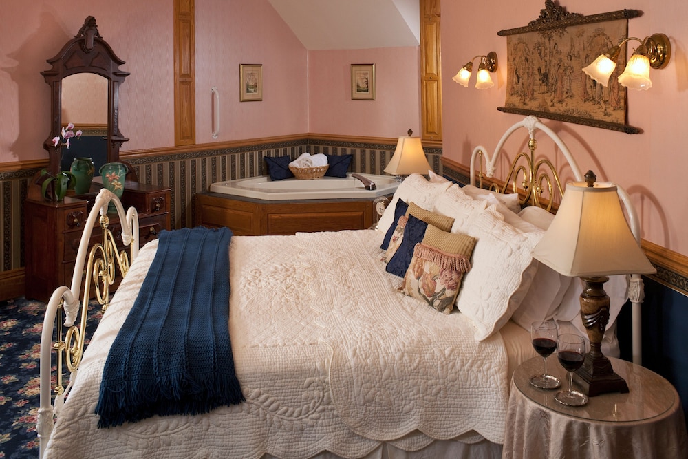 Old Rittenhouse Inn - photo 27