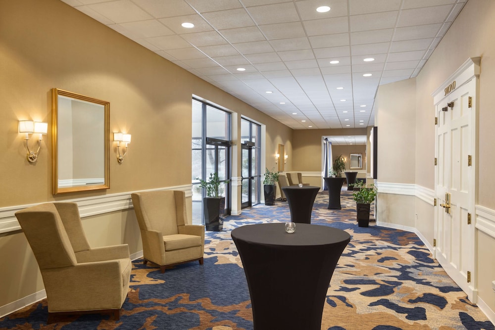 DoubleTree by Hilton Boston Andover - photo 52