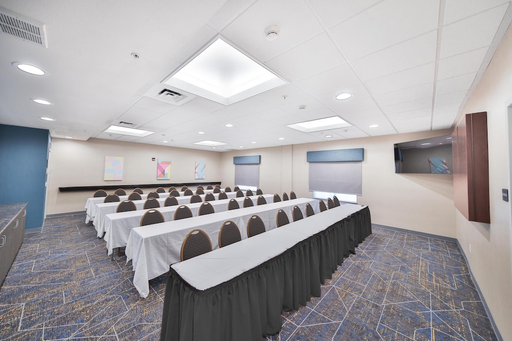 Hampton Inn & Suites Seattle Kent WA - photo 86