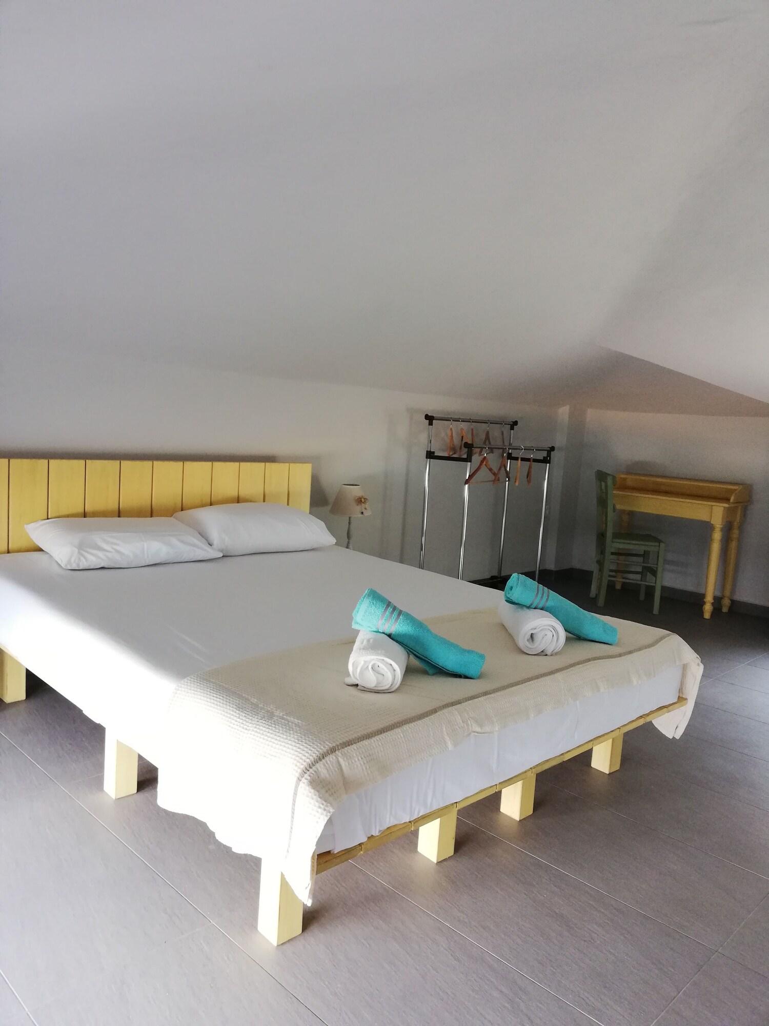 Thea Houses — hotel in Argalasti