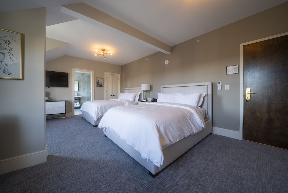 The Orange Inn Boutique Hotel - photo 6